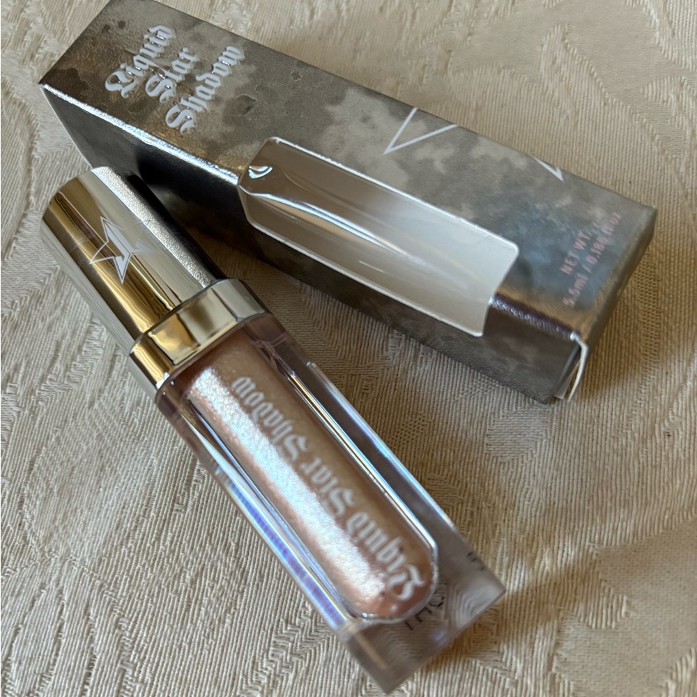 Jeffree Star Liquid Star Shadow Shimmering Eyeshadow in Favorite Frosting BNIB